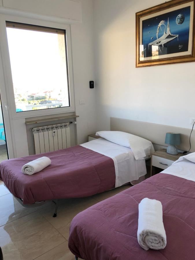 Attico Tacito Apartman Ventimiglia Kültér fotó