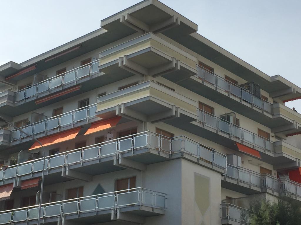 Attico Tacito Apartman Ventimiglia Kültér fotó